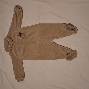 Single item: Green Minibasix and hat